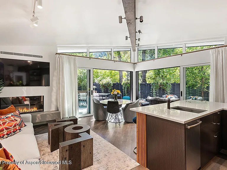 630 W Hallam St #1 — Photo 7