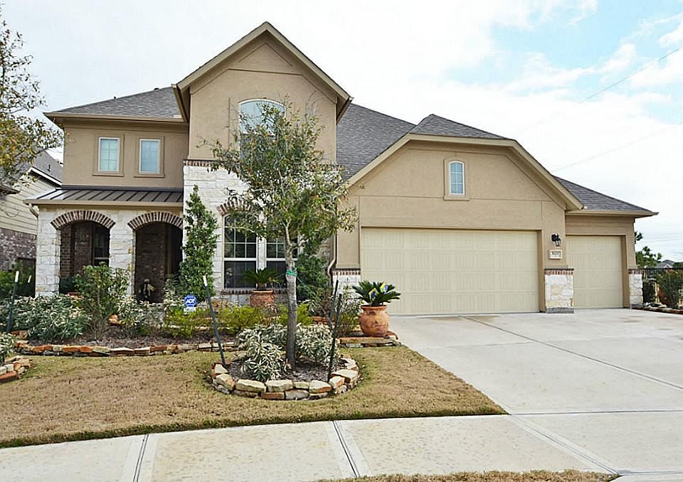 1st image of 5227 Red Oak Valley Dr