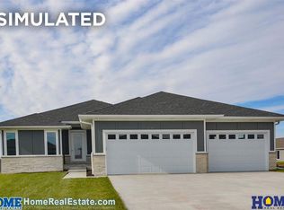 9510 N 147th St, Waverly, NE 68462