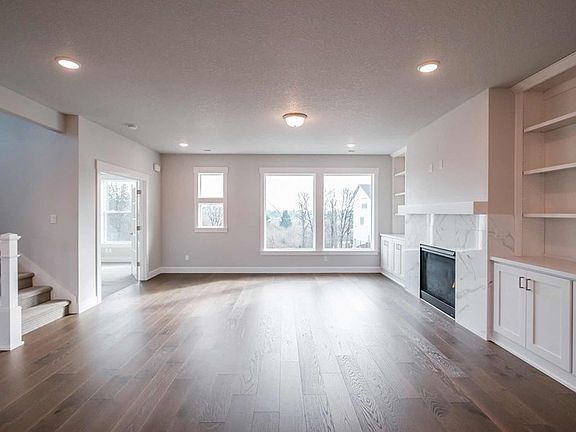 The Ivy - Family Room