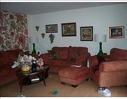 3rd image of 1360 NE 40th Dr