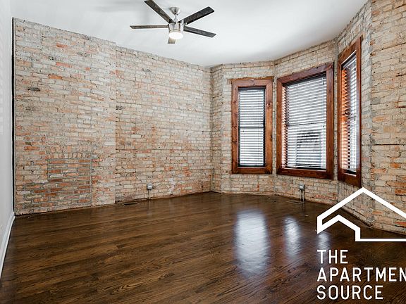 2nd image of 1758 W Montrose Ave #1F