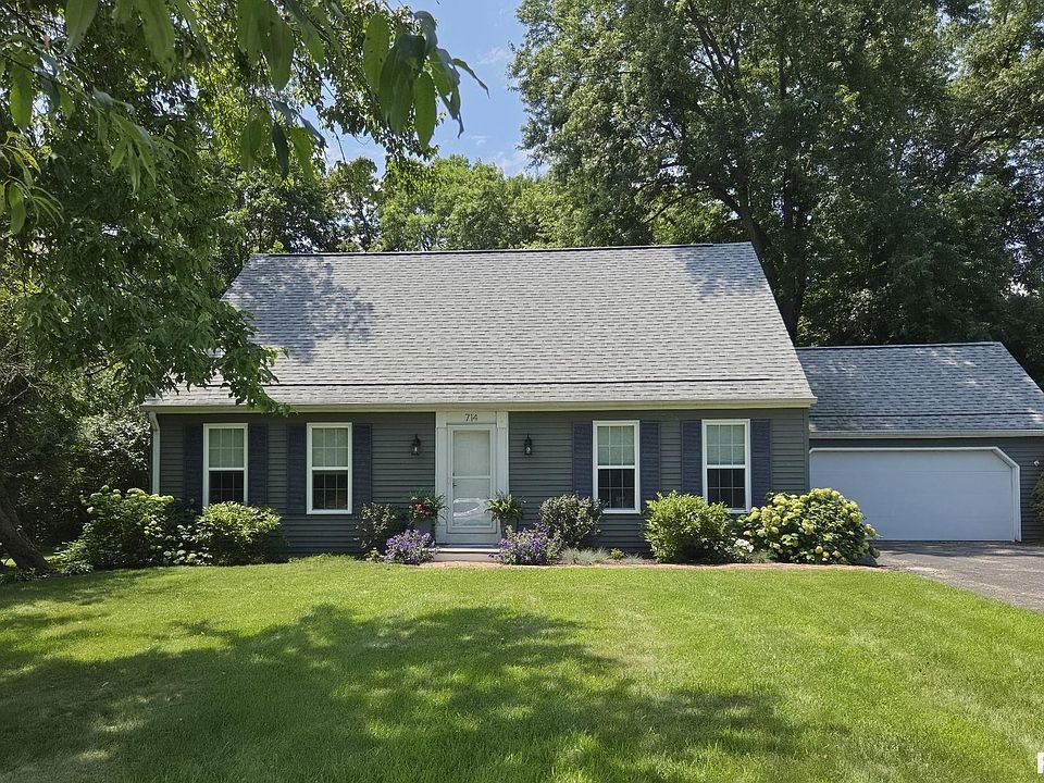 1st image of 714 W Oakview Dr