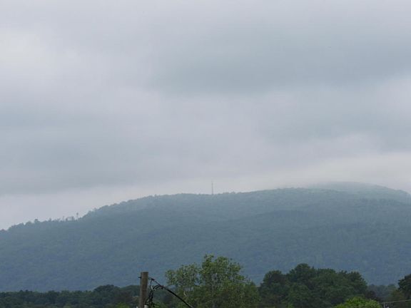 2nd image of 105 Peakswood Dr