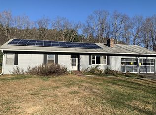 32 Heath Stage Ter, Shelburne Falls, MA 01370