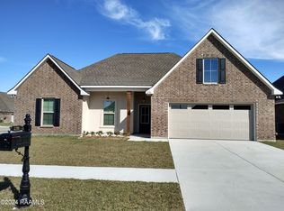 230 Woodhaven Rd, Youngsville, LA 70592