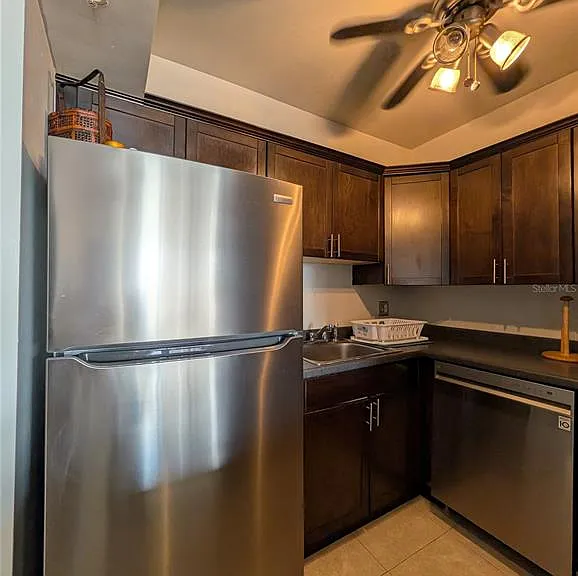 255 Dolphin Point #505 — Photo 20
