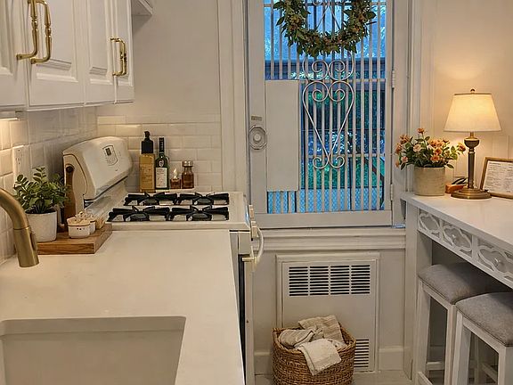 5th image of 6750 Thornton Pl APT 2B