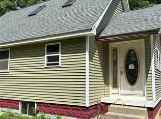 5325 Sitka St, Burton, MI 48519