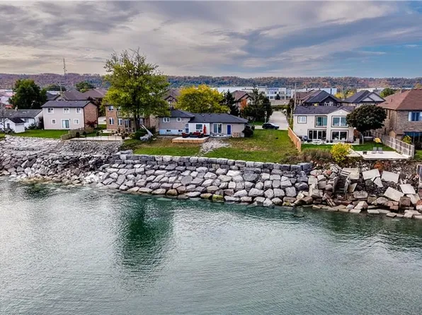 46 Seabreeze Cres, Hamilton, ON L8E 5C8