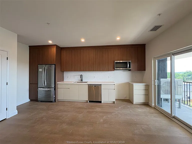 4400 Laurier Pkwy #530 — Photo 22