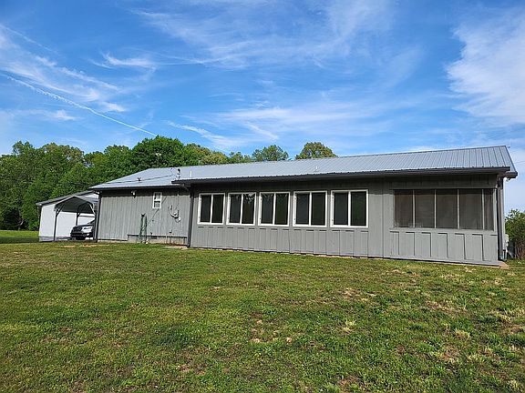 4th image of 3059 N County Home Rd