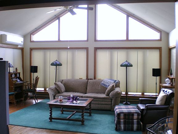 2nd image of 358 Brentwood Dr