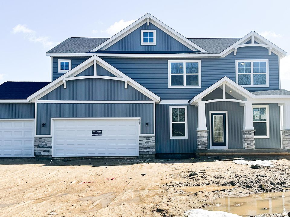 1st image of 562 Lincoln Lawns Dr NW