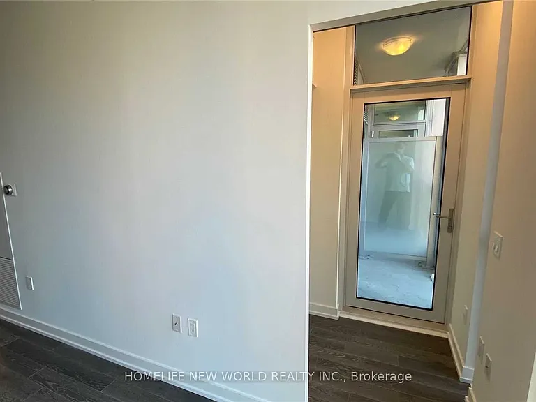 1 Yorkville Ave #2810 — Photo 23