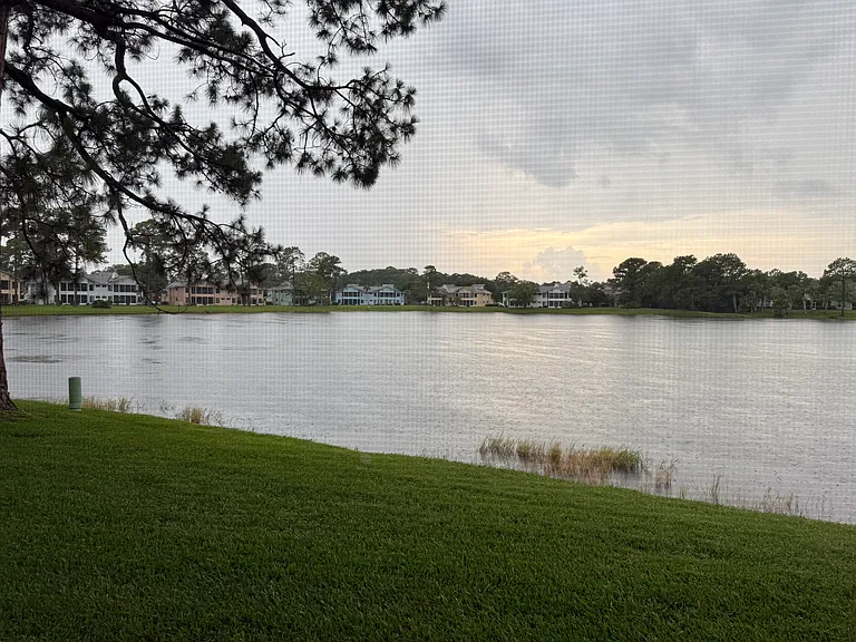 109 Blue Heron Dr — Photo 14