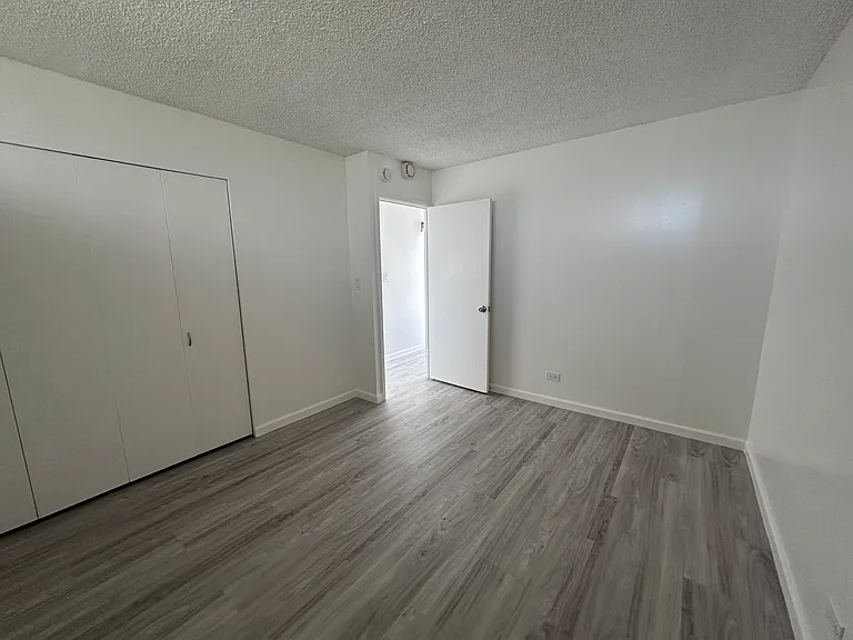 1121 Ala Napunani St #1102 — Photo 16