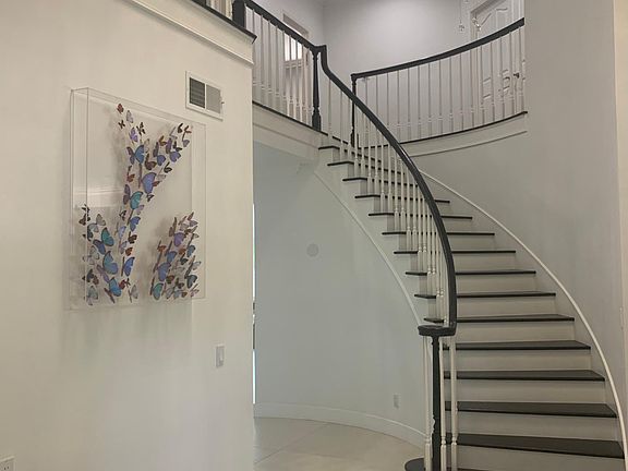 5th image of 7643 Brookmont Pl