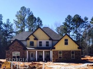 250 Susan Ln, Fayetteville, GA 30215