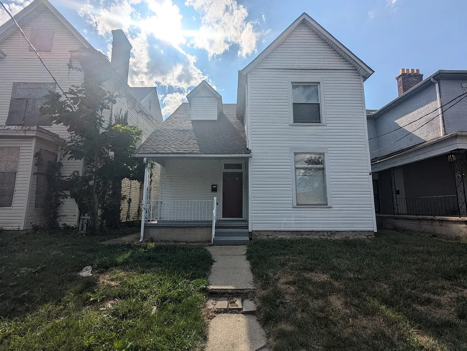 263 Miami Ave photo 1