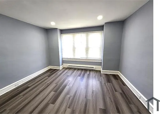 6542 Regent St — Photo 26