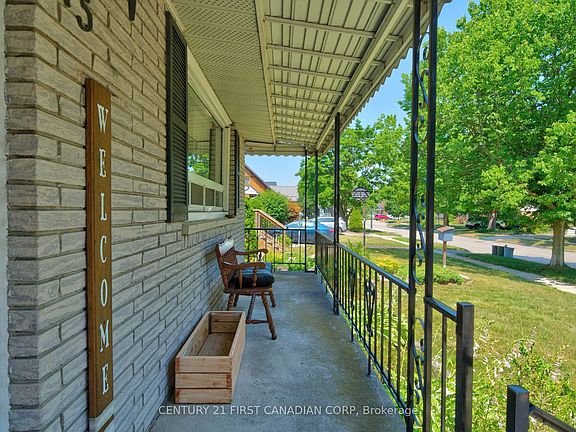 4th image of 75 Glass Ave