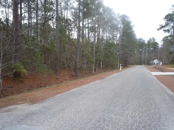 556 Briarwood Dr. NW, Calabash, NC 28467
