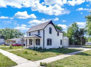 304 S Willow St, Douglass, KS 67039