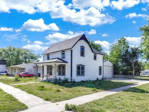 304 S Willow St, Douglass, KS 67039