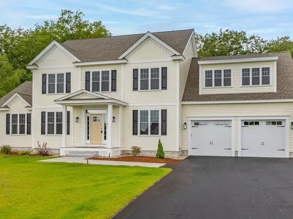 21 Bluebird Ln, Groton, MA 01450