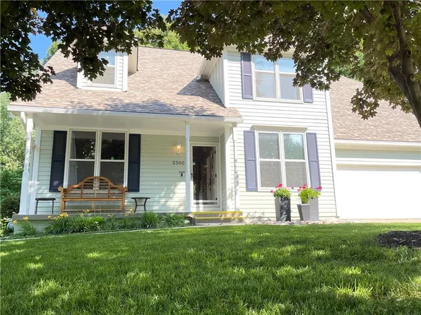 2300 NE 79th Pl, Gladstone, MO 64118
