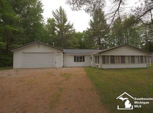 7798 Oak Rd, Saint Helen, MI