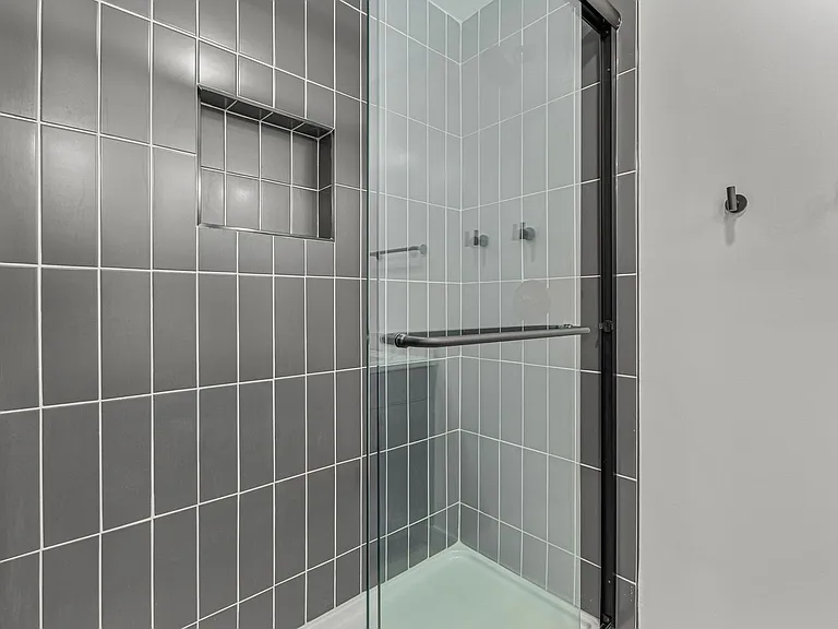 4108 E. Portland Street — Photo 12