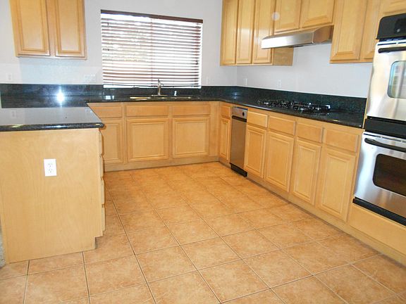 5th image of 1753 Skyview Dr