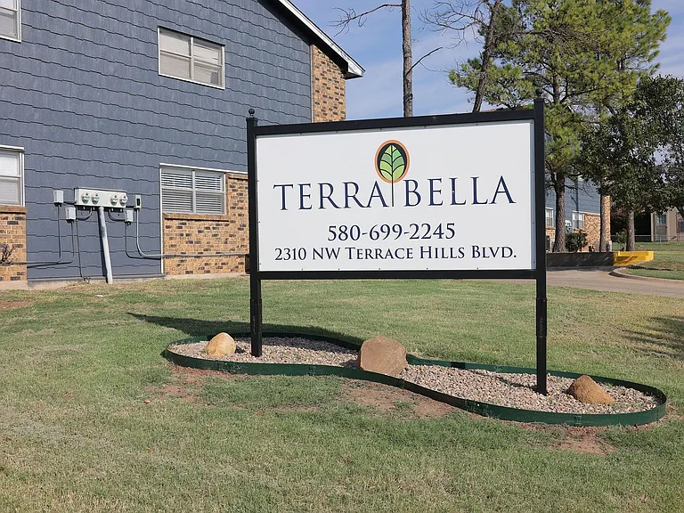 Terra Bella Apartments — Photo 40
