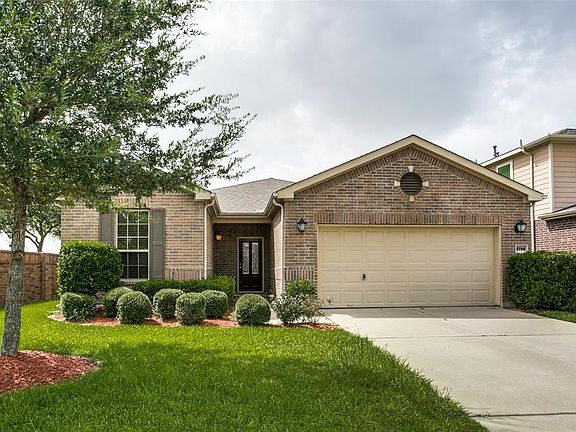 3rd image of 2756 Lomelina Ln