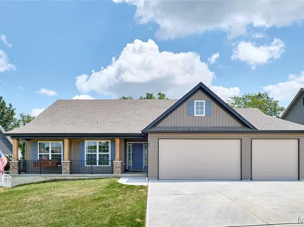 323 Laredo Ln, Moscow Mills, MO 63362