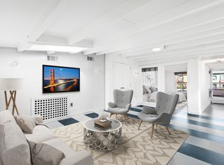 33 2nd Pl #PENTHOUSE, Brooklyn, NY 11231