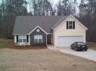 1613 White Oak Dr, Winder, GA