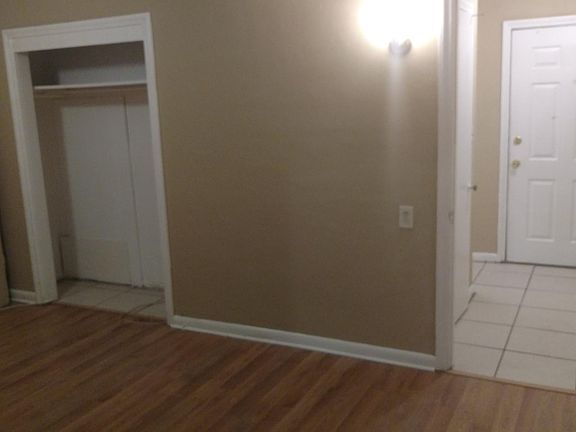 4th image of 5113 N Central Ave APT C