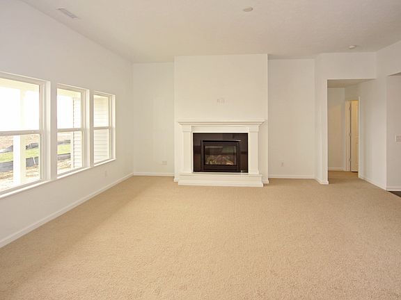 5th image of 2345 Southward Dr