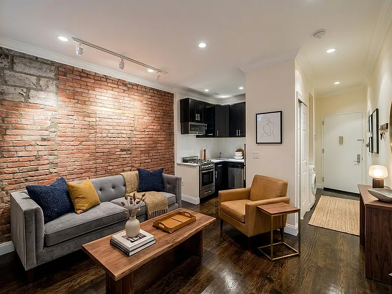 409 E 81st St #2B — Photo 1