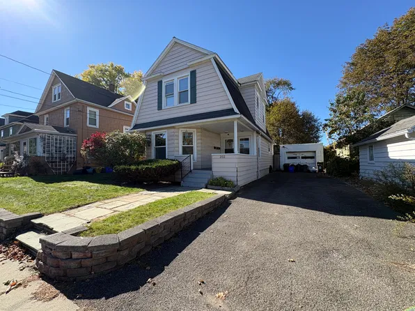 202 Lincoln Ave #2, Endicott, NY 13760