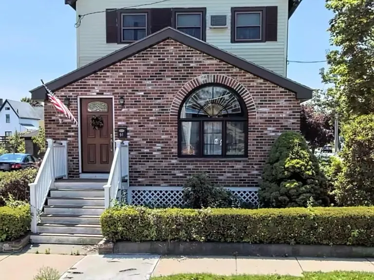 91 Central Ave — Photo 1