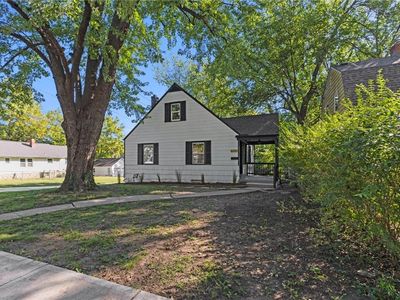 6701 Walrond Ave, Kansas City, MO, 64132