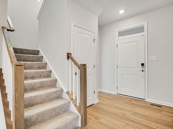 4th image of 6512 Cassia Loop