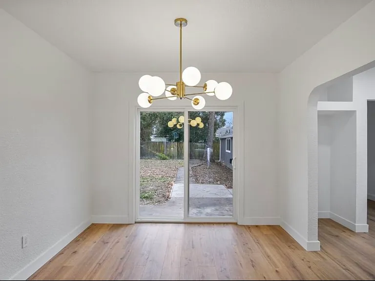 4118 Howard Ave — Photo 13