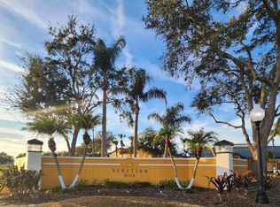 5737 Gatlin Ave APT 423, Orlando, FL 32822