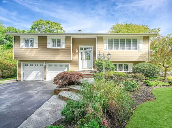 147 Lincoln Drive, Oakdale, NY 11769