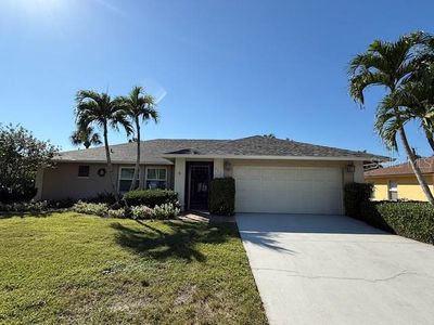 915 Cardinal St, Naples, FL, 34104